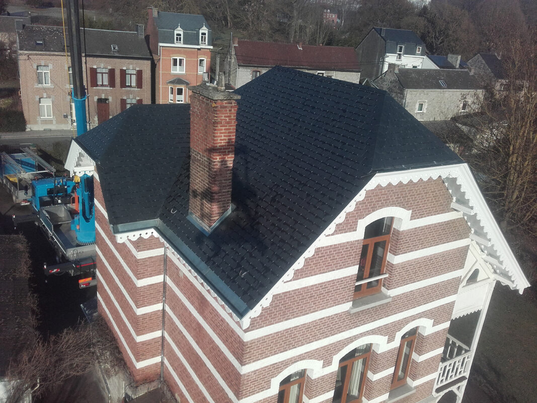 Rénovation toiture villa mosane Toitures L'Hoir